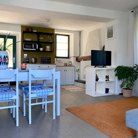 Greenlake House Village Тремеццо